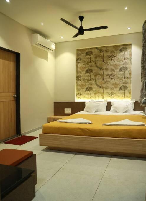 'Sumadhu Homes 301 ' Kolhapur Eksteriør bilde